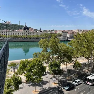 Homestay Vue Sur Rhone, Lyon